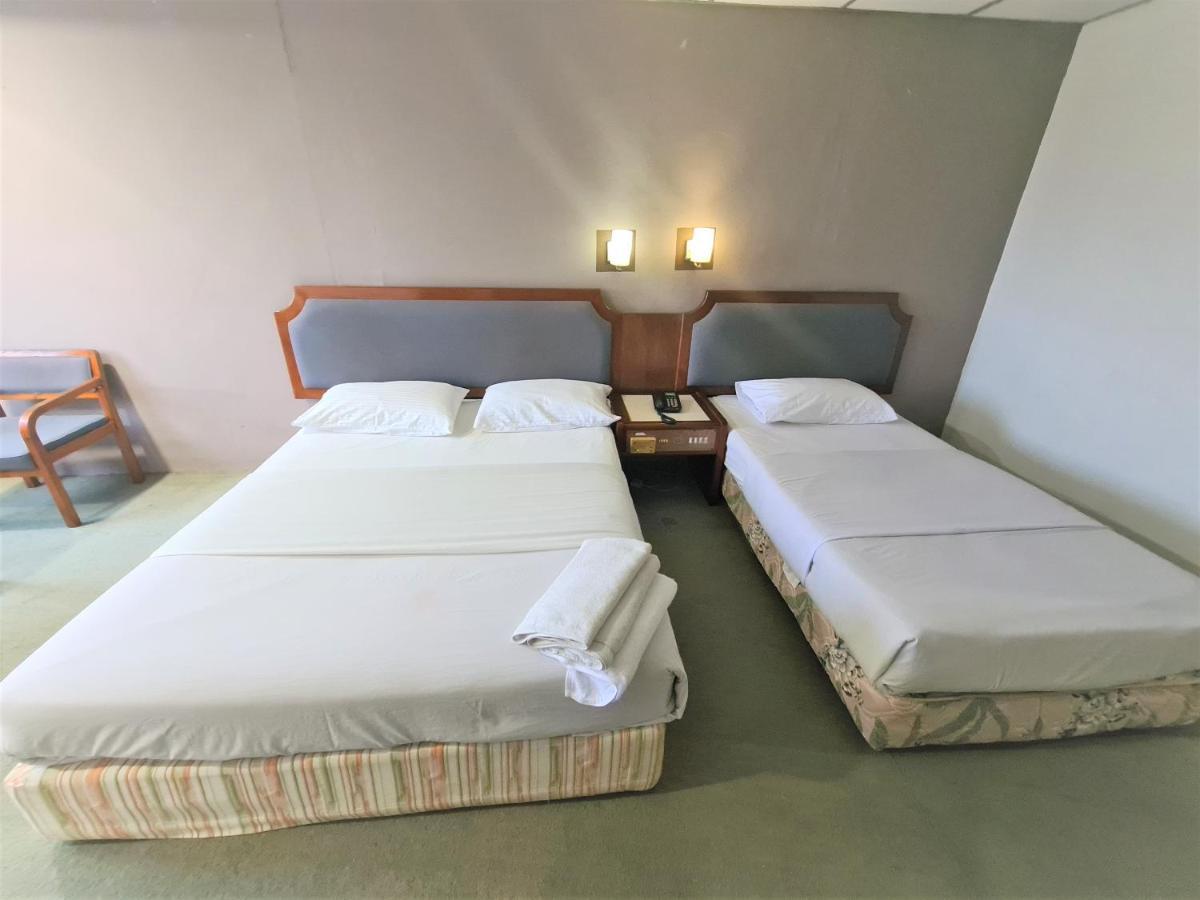 Anika Inn - Keluang Luaran gambar