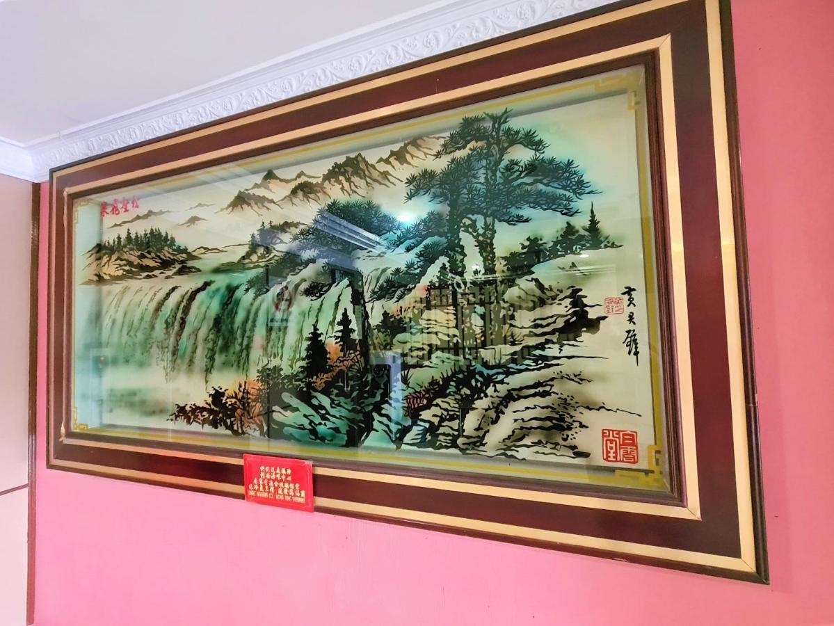 Anika Inn - Keluang Luaran gambar