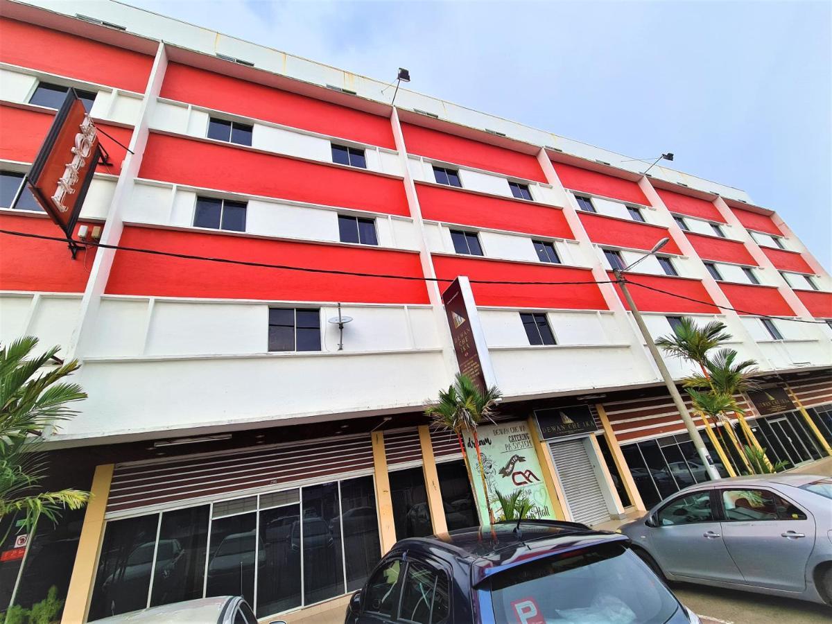 Anika Inn - Keluang Luaran gambar