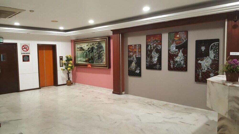 Anika Inn - Keluang Luaran gambar