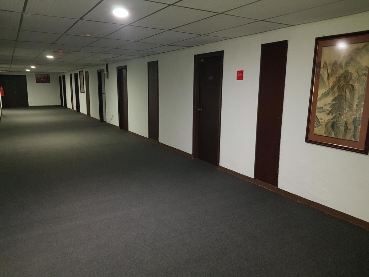 Anika Inn - Keluang Luaran gambar