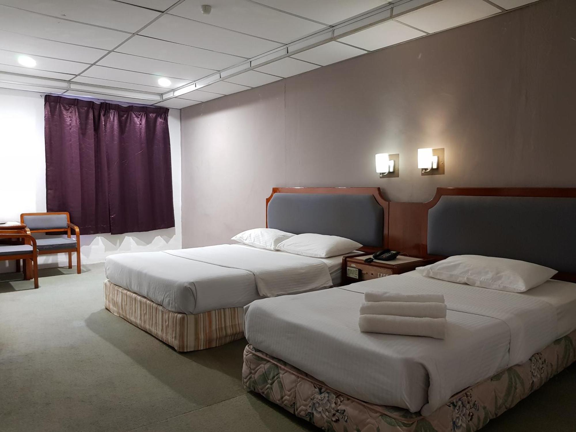 Anika Inn - Keluang Luaran gambar
