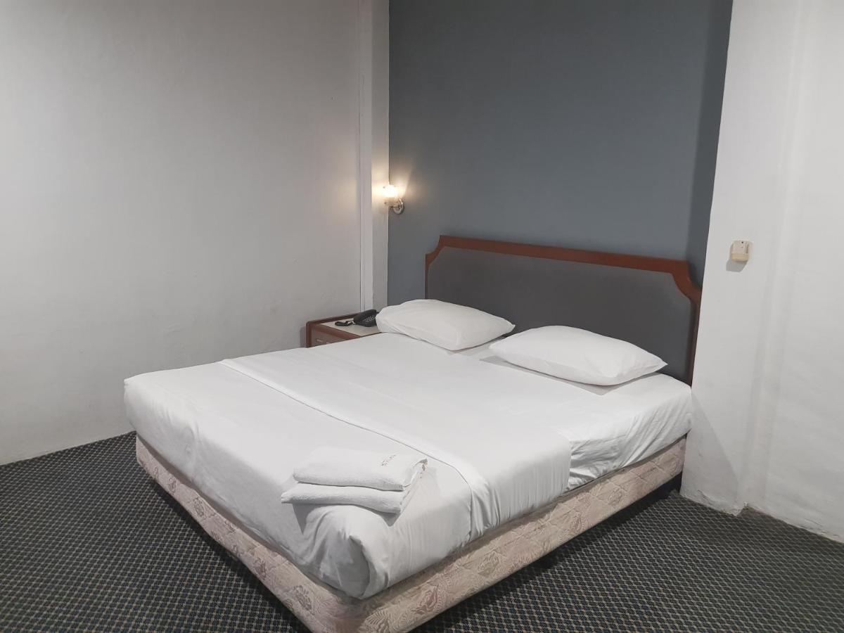 Anika Inn - Keluang Luaran gambar